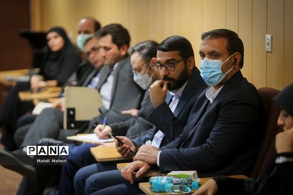 نشست خبری معاون برنامه‌ریزی و توسعه منابع وزرات آموزش و پرورش