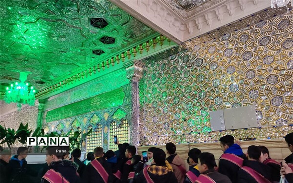 بودن در کنار امام رضا (ع) با هیچ کلمه‌ای قابل وصف نیست