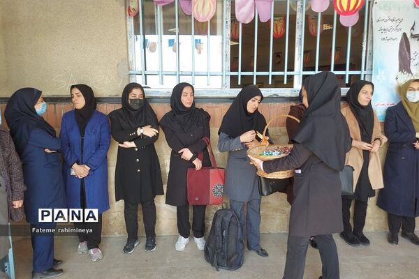 برگزاری جشن اعیاد شعبانیه در مدرسه امام حسین(ع) رودهن