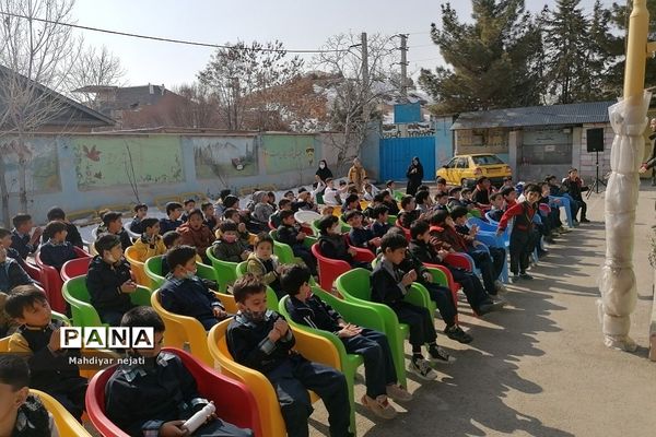جشن‌میلاد حضرت ابوالفضل(ع)‌در دبستان شهدای کریتون۲ رودهن