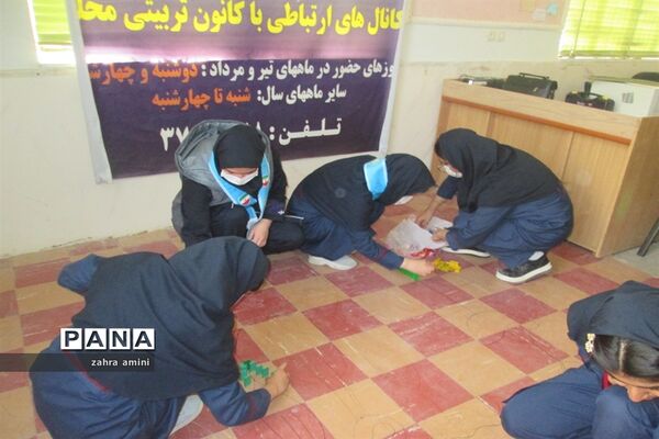 برگزاری مسابقات بازی‌های فکری سرگرمی رویش در شهرستان سروستان