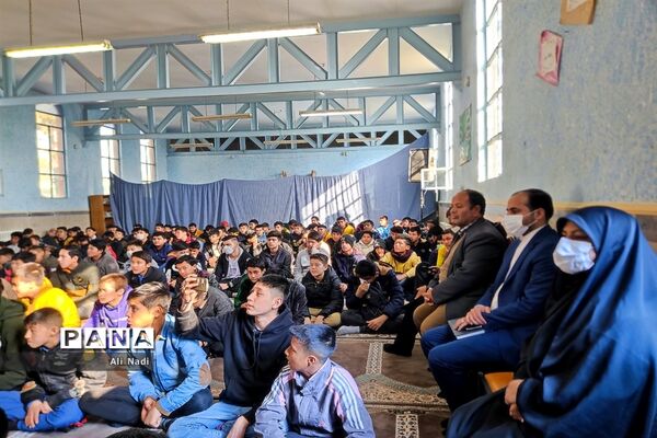 برگزاری جشن تکلیف دانش‌آموزان پسر شهر جوادآباد