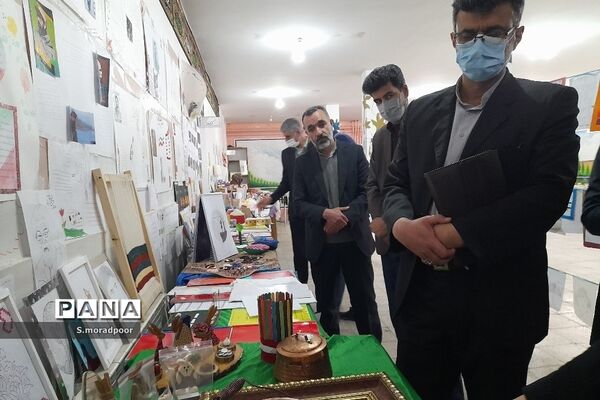 برگزاری نمایشگاه دست‌سازه‌های دانش‌آموزی در شهرکرد