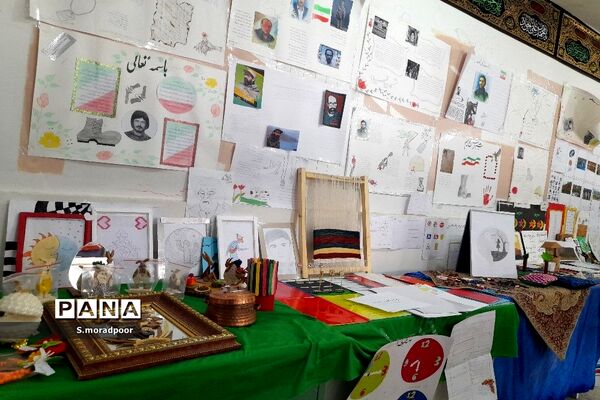 برگزاری نمایشگاه دست‌سازه‌های دانش‌آموزی در شهرکرد
