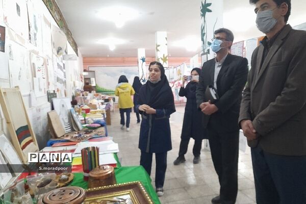 برگزاری نمایشگاه دست‌سازه‌های دانش‌آموزی در شهرکرد