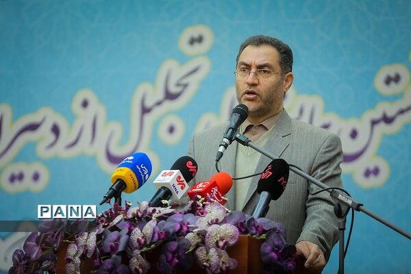همایش ملی تجلیل از دبیران منتخب درس آمادگی دفاعی کشور