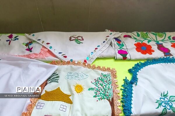 برگزاری نمایشگاه و بازارچه جشنواره نوجوان خوارزمی در فشافویه