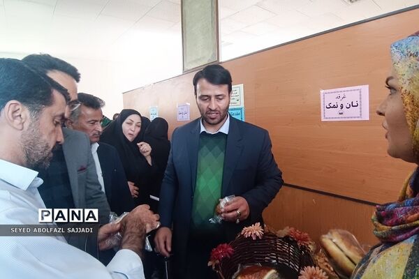 برگزاری نمایشگاه و بازارچه جشنواره نوجوان خوارزمی در فشافویه