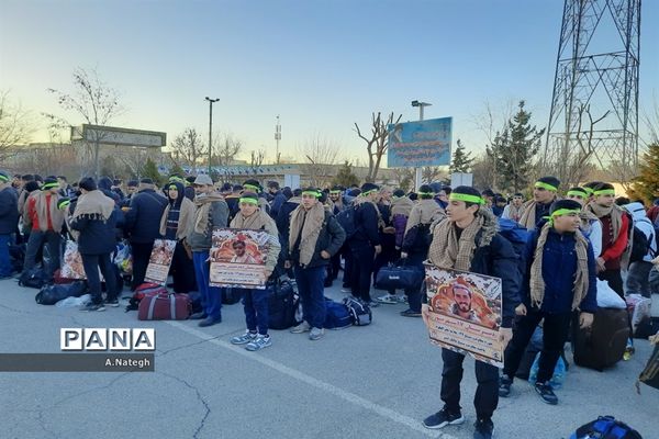 کاروان راهیان نور دانش‌آموزان منطقه ۱۵ تهران