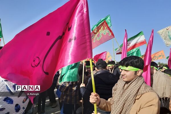 کاروان راهیان نور دانش‌آموزان منطقه ۱۵ تهران