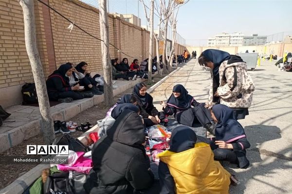 اردوی درون مدرسه‌ای دانش‌آموزان آموزشگاه شهید اورکی اسلامشهر