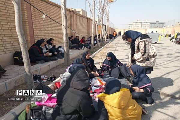 اردوی درون مدرسه‌ای دانش‌آموزان آموزشگاه شهید اورکی اسلامشهر
