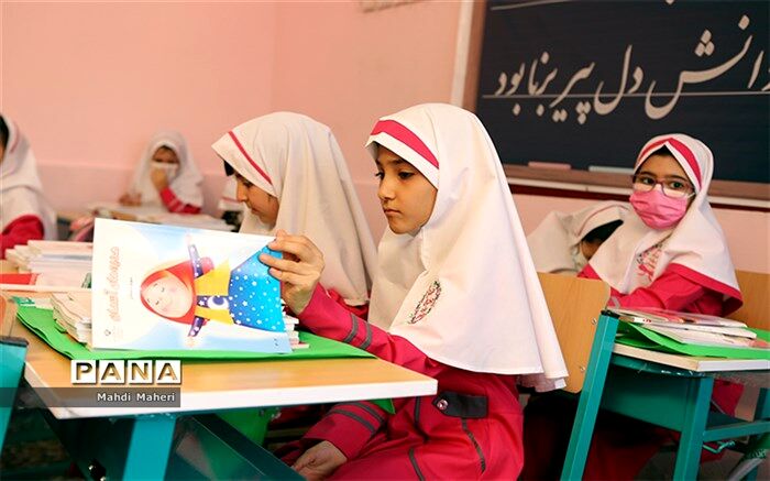 مسیر تربیت باید به‌گونه‌ای پیش برود که «مدرسه» کانون تحول شود