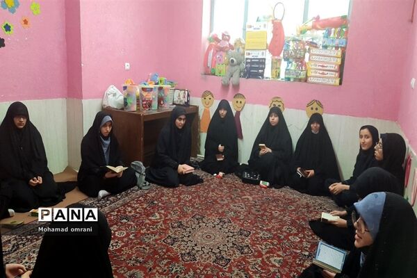 برگزاری مسابقات دانش‌آموزی در رشته حفظ قرآن  منطقه دو تهران