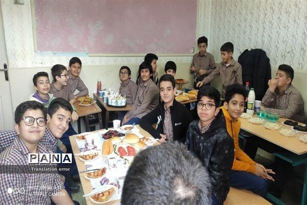 مسابقه پودمان غذا در دبیرستان شهید معمارزاده ناحیه 2 کرج