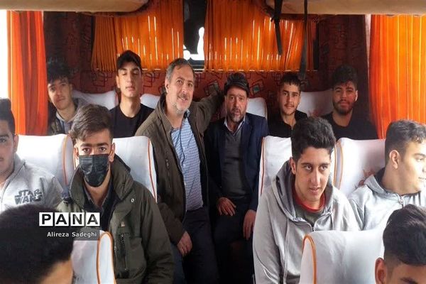 اعزام دانش‌آموزان نایینی برای شرکت در اردوی راهیان نور