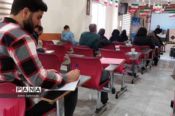 کارگاه پیشگیری از خودکشی و راهکارهای مداخله‌ای در آموزش و پرورش رودهن