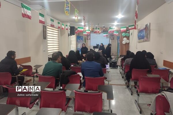 کارگاه پیشگیری از خودکشی و راهکارهای مداخله‌ای در آموزش و پرورش رودهن