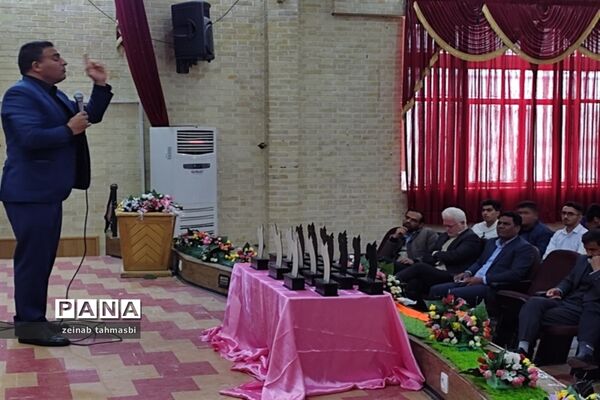 آیین تجلیل از دانش‌آموزان منتخب مسابقات ورزشی شهرستان سروستان