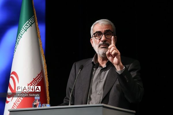 همایش گرامیداشت سالروز تاسیس نهاد امور تربیتی و آغاز هفته امور تربیتی و تربیت اسلامی