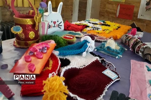 برپایی بازارچه دانش‌‌‌آموزی‌ در دبیرستان فاطمیه ملارد