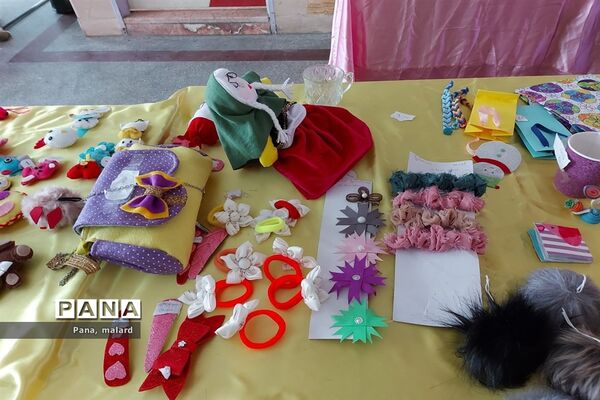 برپایی بازارچه دانش‌‌‌آموزی‌ در دبیرستان فاطمیه ملارد