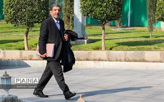 تاکید ضرغامی بر حل مشکلات مردم در سفرهای نوروزی