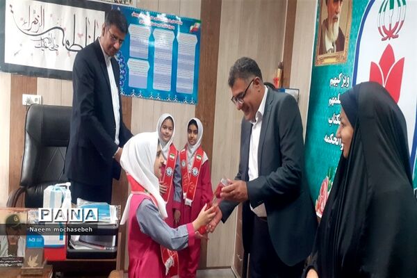 تقدیر از همکاران حوزه پرورشی در سالروز گرامیداشت روز امور تربیتی در شهرستان شادگان