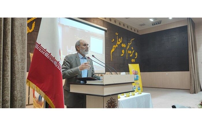 مربیان، مشاوران و معاونین پرورشی مصداق بارز بصیرت، آگاهی و دانایی هستند