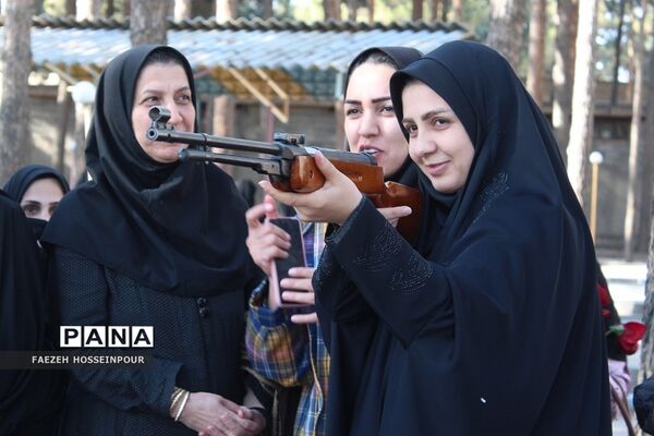 برگزاری مسابقات ورزشی در سفر یک روزه به اردوگاه شهید منتظری
