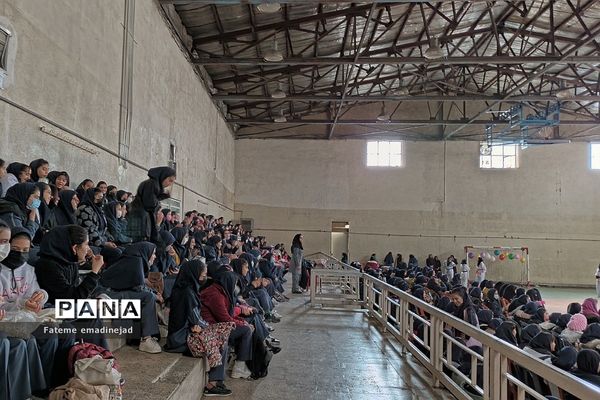 جشن بزرگ اعیاد شعبانیه در مدرسه تربیت رودهن