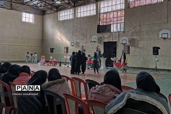 جشن بزرگ اعیاد شعبانیه در مدرسه تربیت رودهن