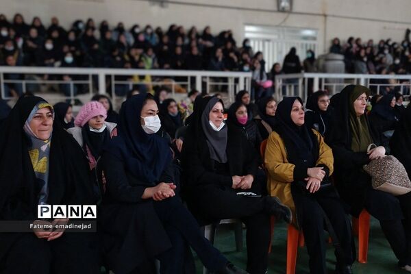 جشن بزرگ اعیاد شعبانیه در مدرسه تربیت رودهن