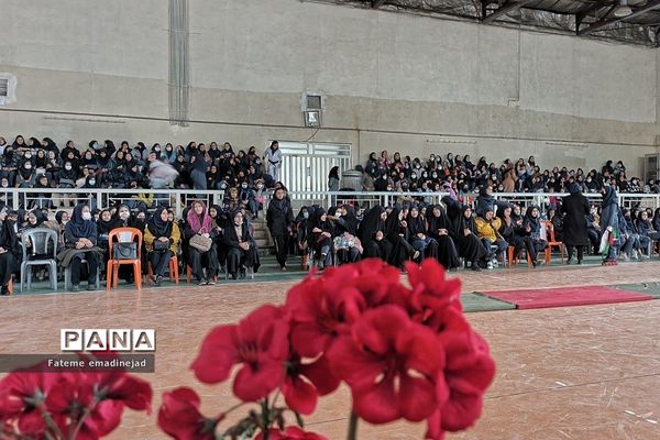 جشن بزرگ اعیاد شعبانیه در مدرسه تربیت رودهن