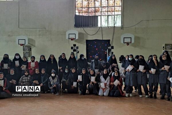 جشن بزرگ اعیاد شعبانیه در مدرسه تربیت رودهن