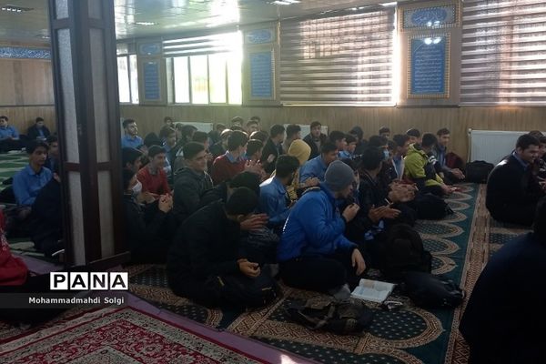 برپایی پرشور طرح هیات عاشقی در مدرسه شاهد شهید کلهر