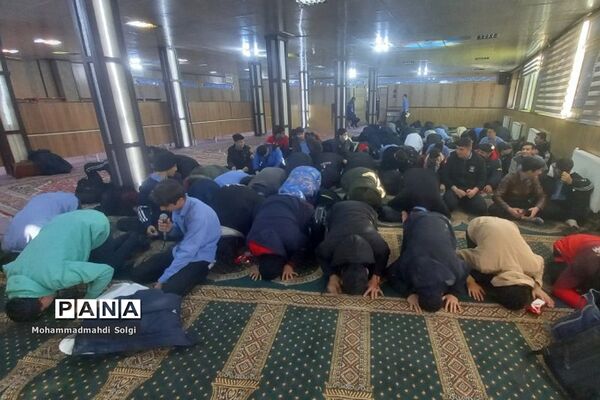 برپایی پرشور طرح هیات عاشقی در مدرسه شاهد شهید کلهر