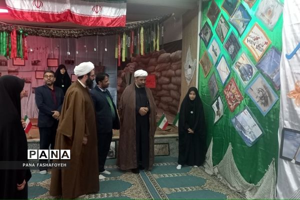 بازدید مسئول اتحادیه انجمن‌های اسلامی دانش‌آموزی شهرستان‌های تهران از مدرسه انقلاب فشافویه