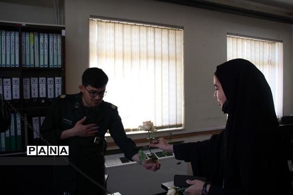 دیدار مدیرکل آموزش و پرورش خراسان رضوی با فرمانده سپاه امام رضا (ع) به مناسبت روز پاسدار