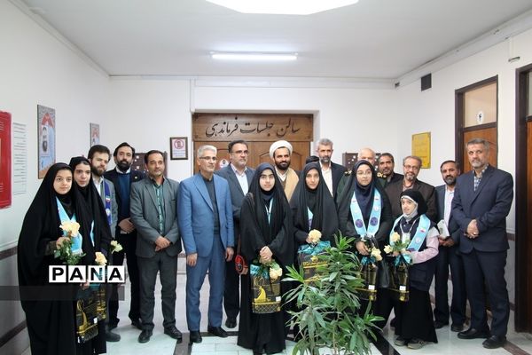 دیدار مدیرکل آموزش و پرورش خراسان رضوی با فرمانده سپاه امام رضا (ع) به مناسبت روز پاسدار