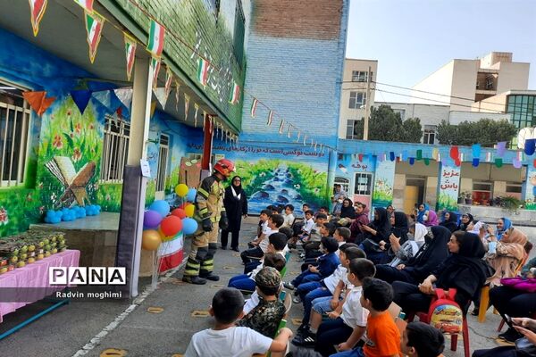 جشن شکوفه‌ها؛ آغاز کسب علم و دانش در مدارس منطقه ۱۳