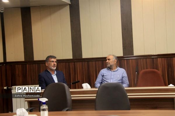 بزرگداشت هفته دفاع مقدس در آموزش و پرورش ناحیه یک شهرری