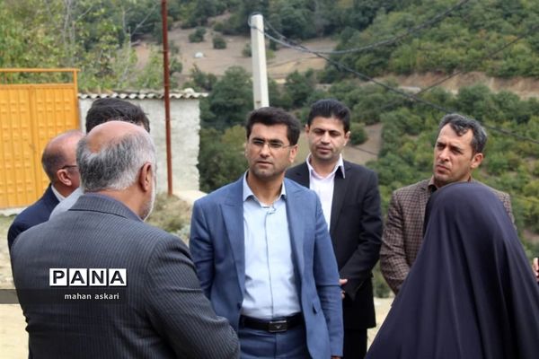 بازدید دستیار ویژه‌ استاندار مازندران از روستای مصیب محله