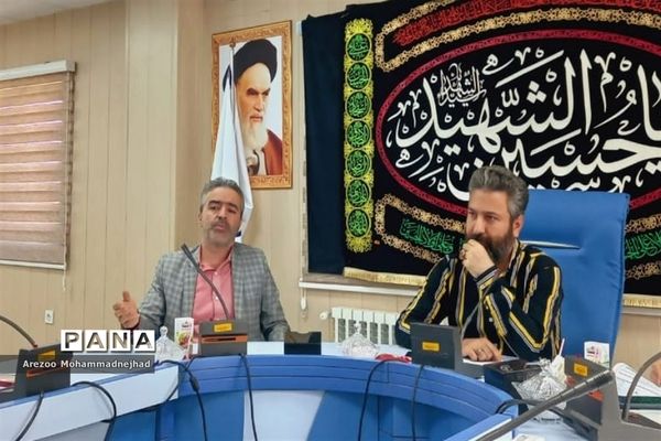 نشست خبرنگاران پانا در فرمانداری شهرستان قرچک