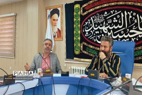 نشست خبرنگاران پانا در فرمانداری شهرستان قرچک
