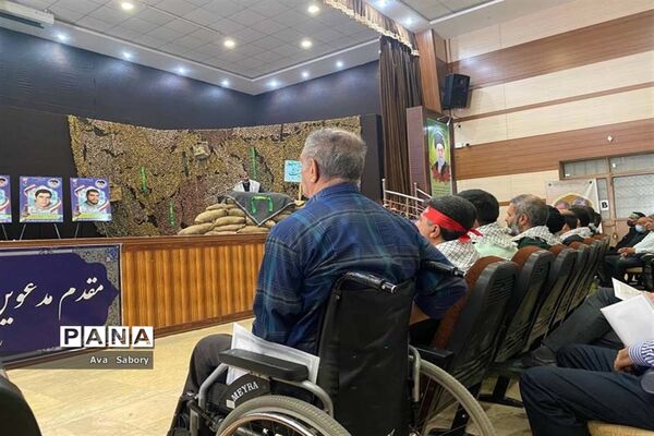 آیین بزرگداشت هشت سال دفاع مقدس در آباده