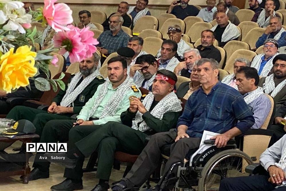 آیین بزرگداشت هشت سال دفاع مقدس در آباده
