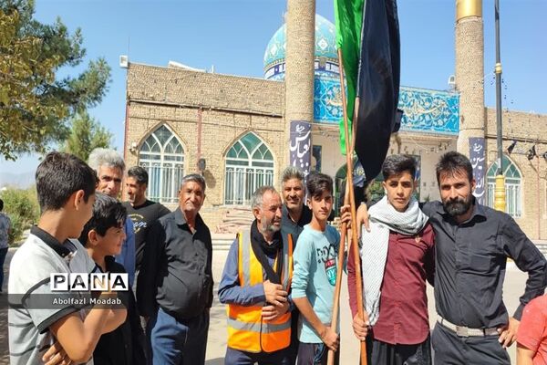 پذیرایی از کاروان‌های پیاده امام رضا(ع)