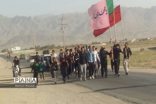 پذیرایی از کاروان‌های پیاده امام رضا(ع)