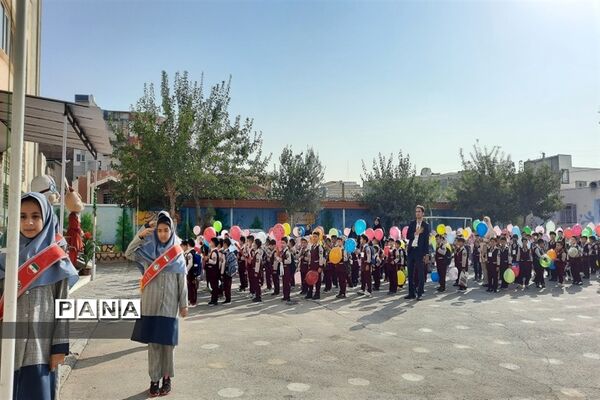 برگزاری مراسم جشن شکوفه‌ها در شهرستان قرچک